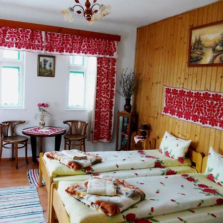 Kristaly Vendeghaz Hotel Rimetea Bagian luar foto