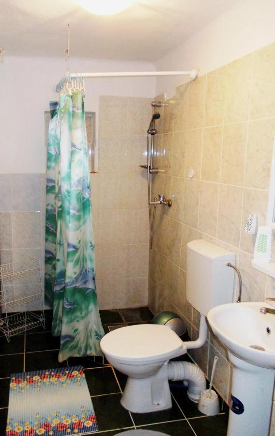 Kristaly Vendeghaz Hotel Rimetea Bagian luar foto